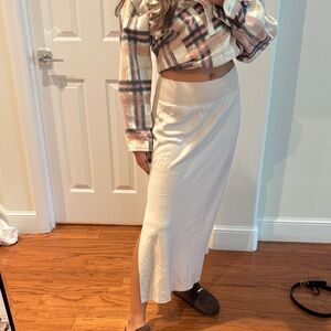 Theory Cream Maxi Skirt with Ribbed Waist